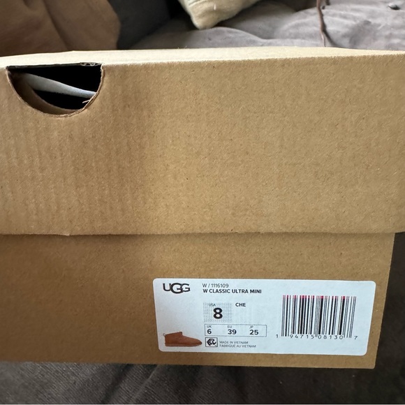 Ugg ultra mini size 8 in chestnut - Picture 9 of 10